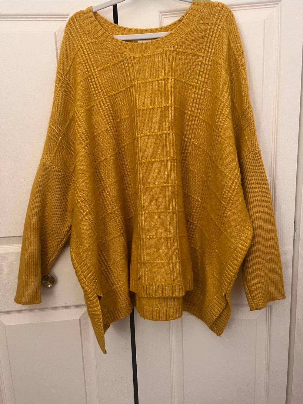 Cabi XL Mustard Yellow Women's Textured Oversized Sweater